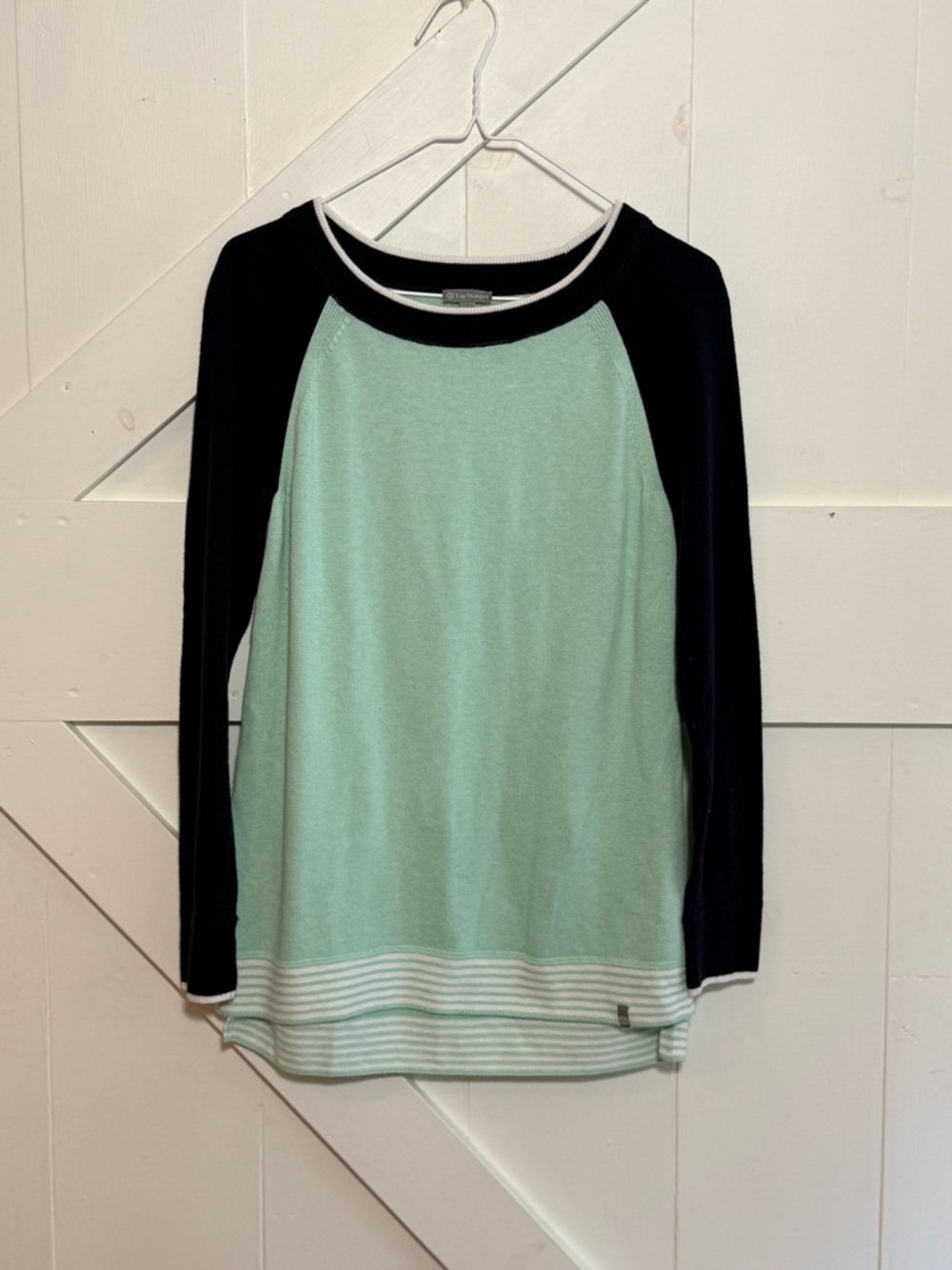 T by Talbots Women’s Small Mint Green Navy Colorblock Striped Hem Sweater